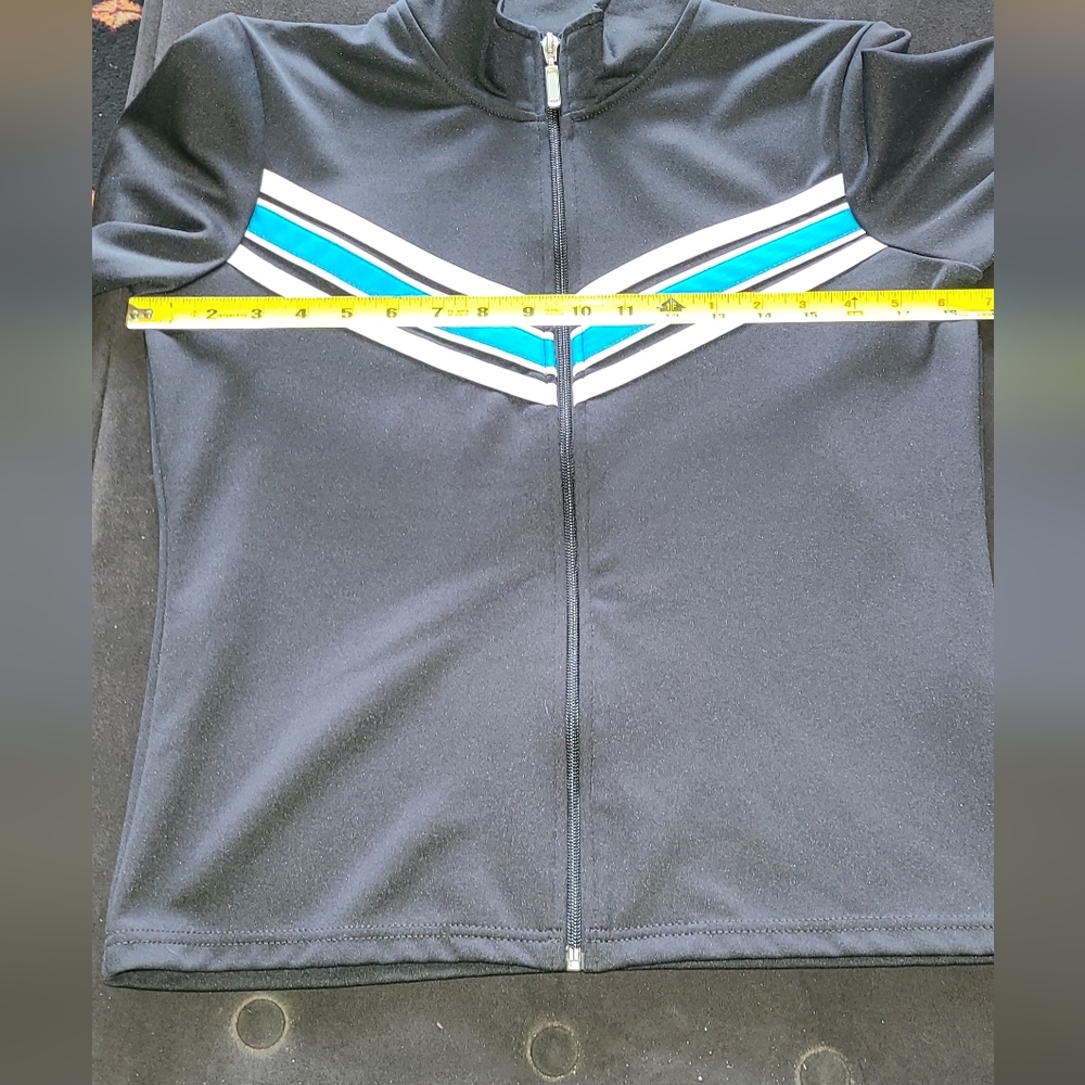 Sportsuit - Picture 4 of 7
